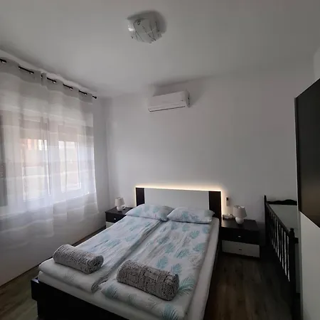 Apartment Envi *